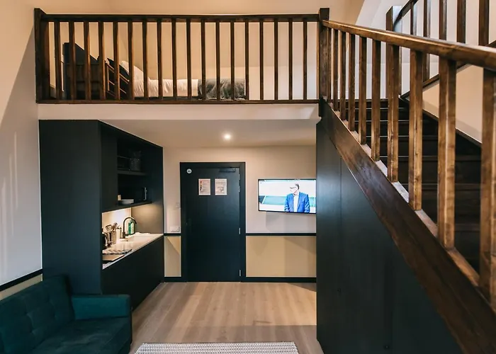 Getaway Aparthotel 4*